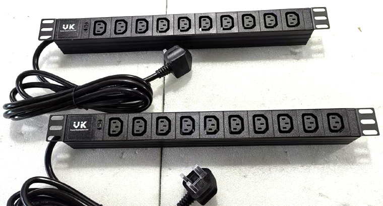 1U Horizontal 10xC13 Indicator light UK  Plug